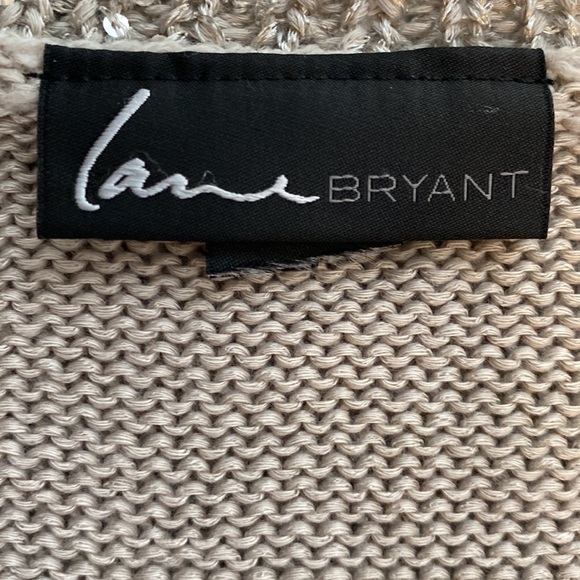 Lane Bryant gray sequence O/S 1/4 sleeves sweater- size large - Picture 5 of 10